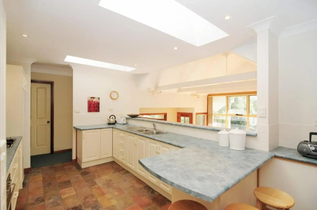 Bonnie Doon Family friendly home