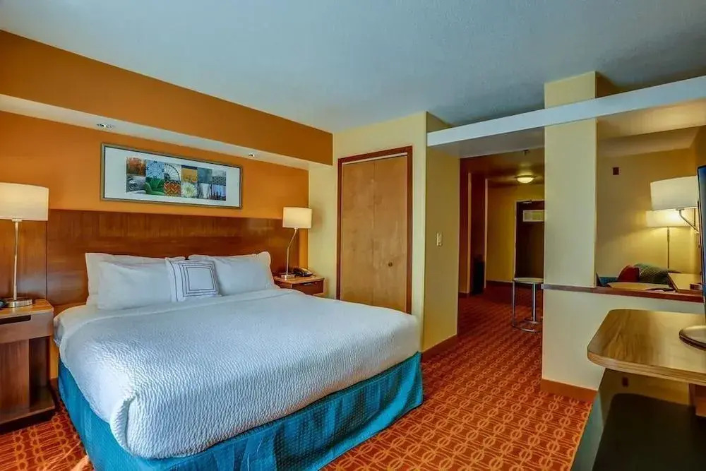 Fairfield Inn & Suites By Marriott Memphis