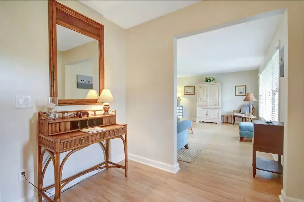 3690 S Fletcher - 4 Br Cottage