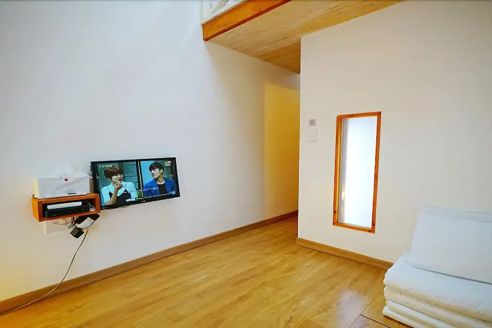 Haneulae Jeonju Hanok Village Accommodation