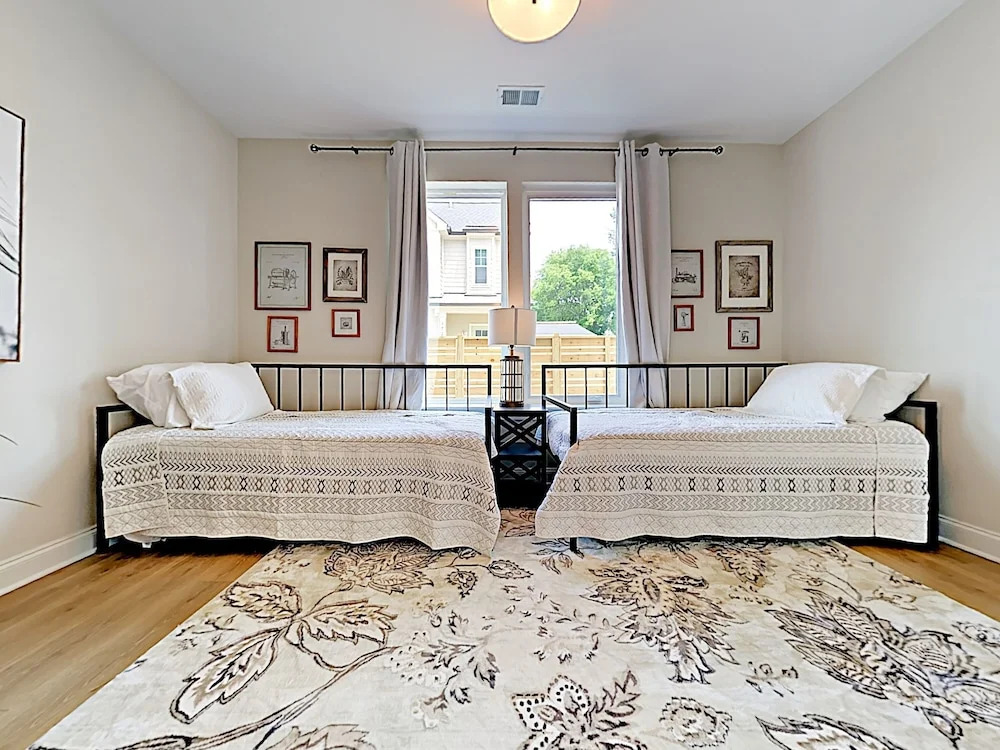 1737 Nashville - 3 Br Townhouse