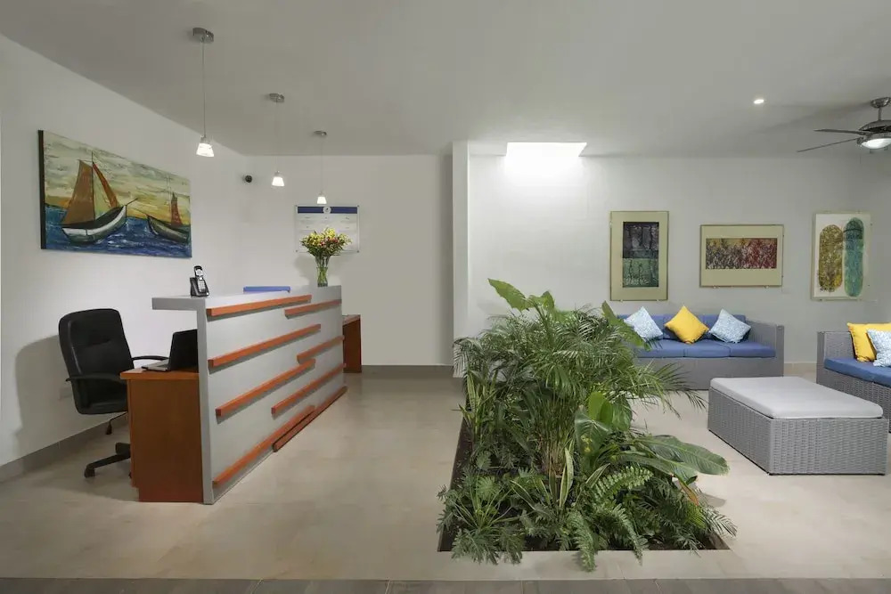 Velas Condos 2