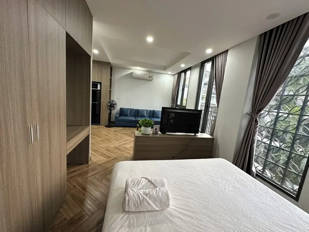 Westlake Emerald Suites