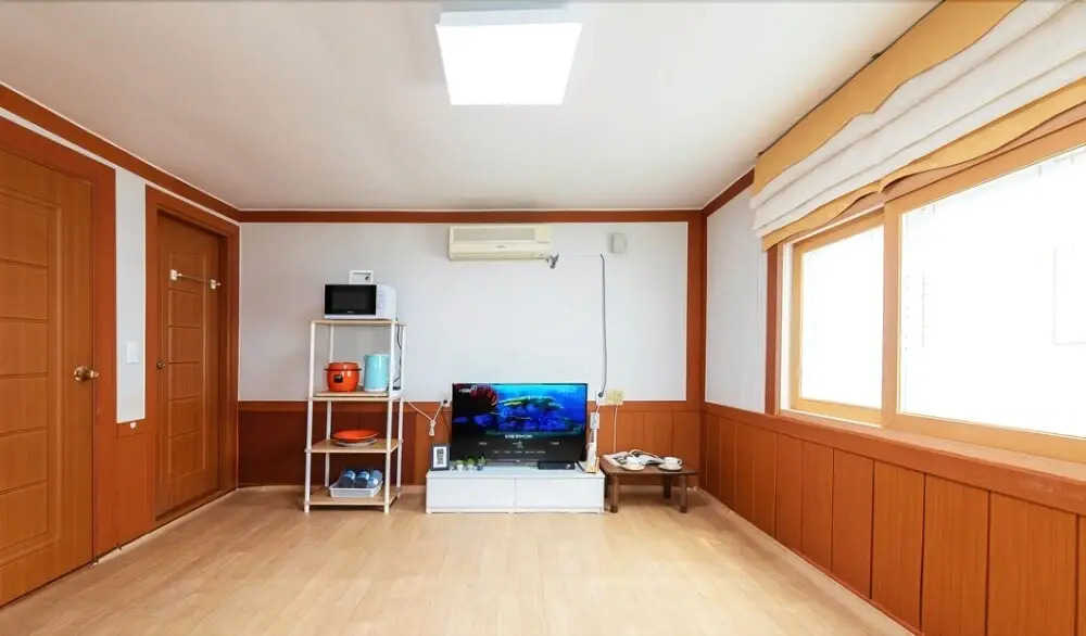 Taean Pine Scented Pension