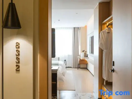 Nalati Lisi Platinum Hotel