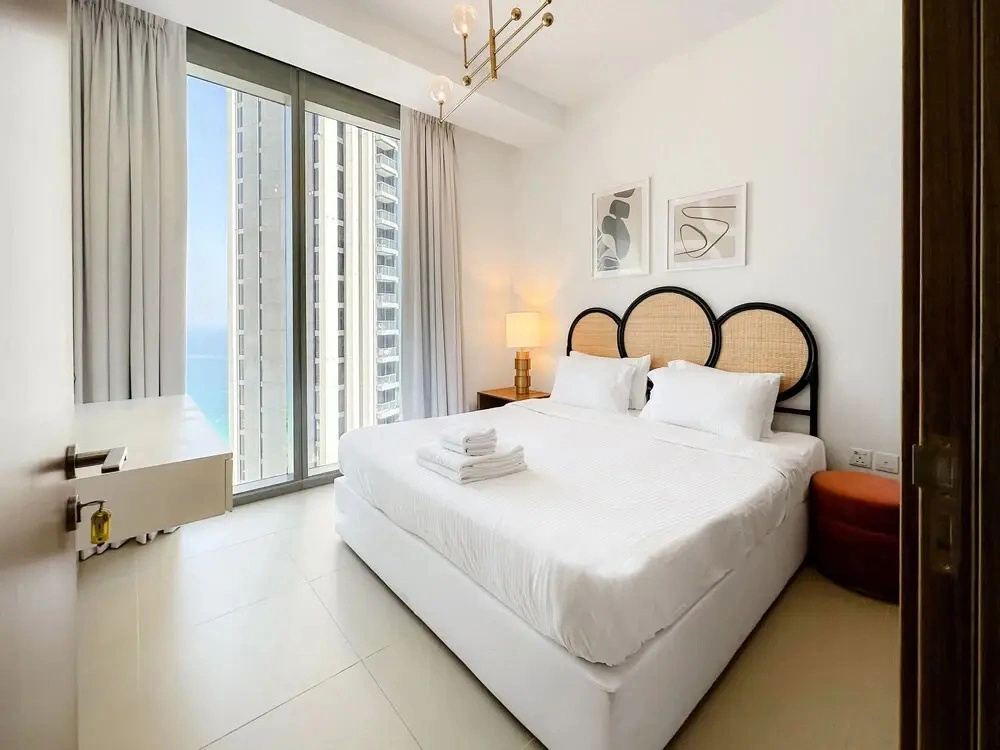 Luxury StayCation - Incredible Sea View Apartment With Balcony