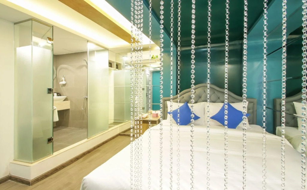Cupid Hotel
