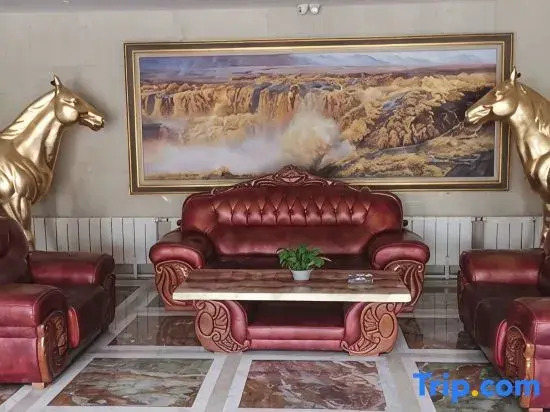 Kaedes Royal Palace International Hotel