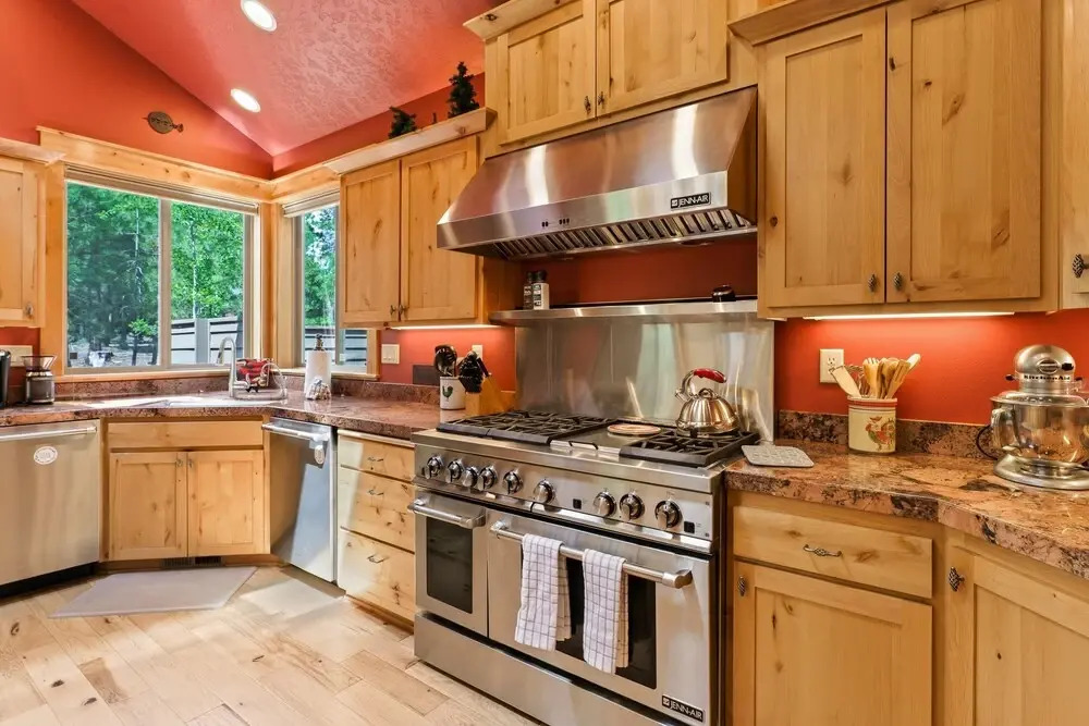 4 Red Fir 6 Bedroom Home