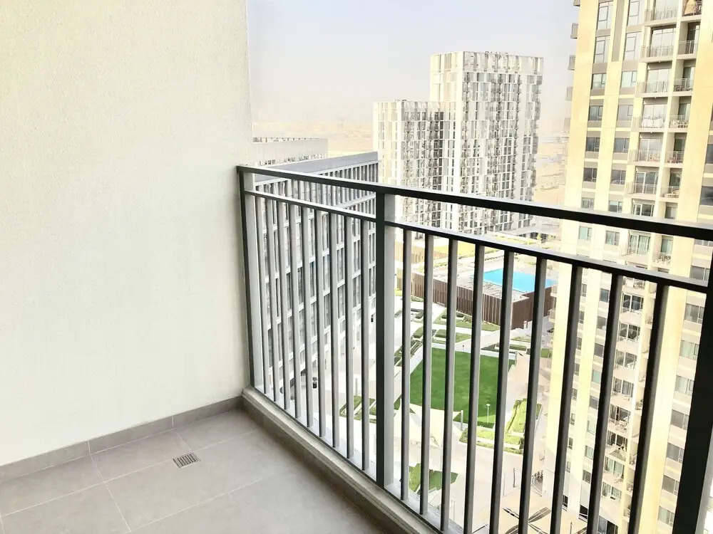 Gorgeous Newly Furnished 1bed in Dubai Hills