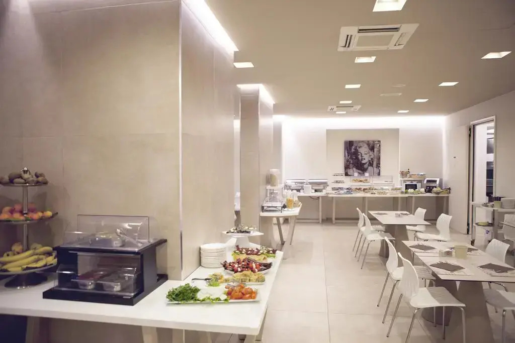 LHotel
