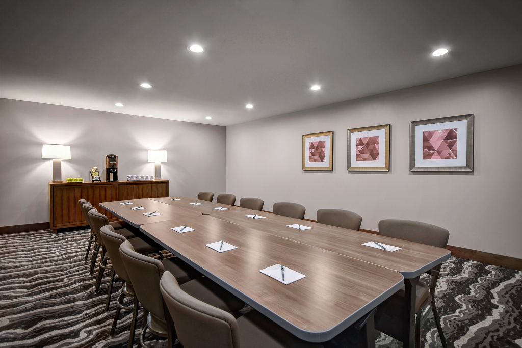 Staybridge Suites - Holland by IHG
