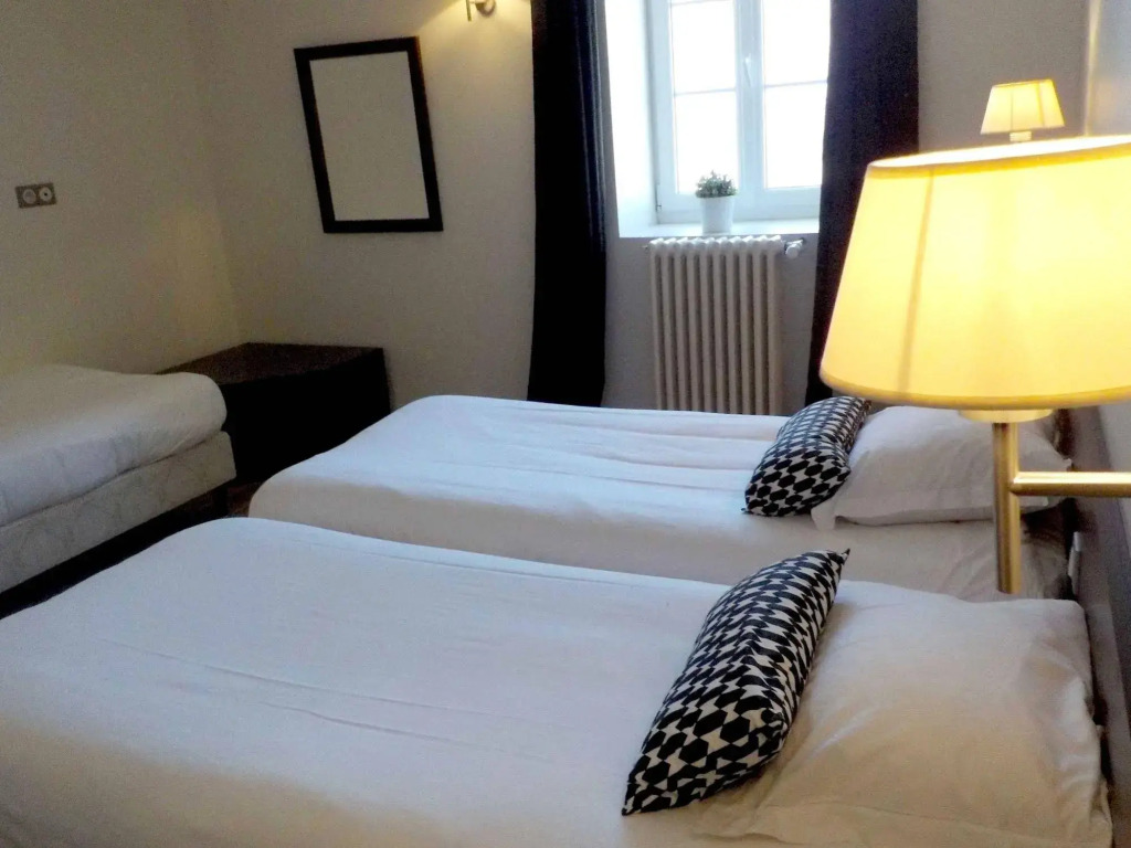 Hôtel de Bretagne Dol centre ville - Hotel et Restaurant