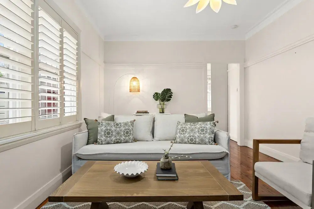 Art Deco Coastal Living, Minutes to the Sand