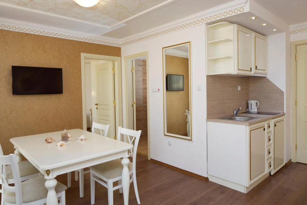 Hotel Golden Ina - All Inclusive - Beachfront