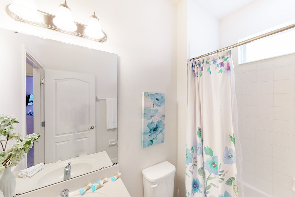 Gated-entry Townhome With Private Pool, Patio, Game Room, AC, & W/D