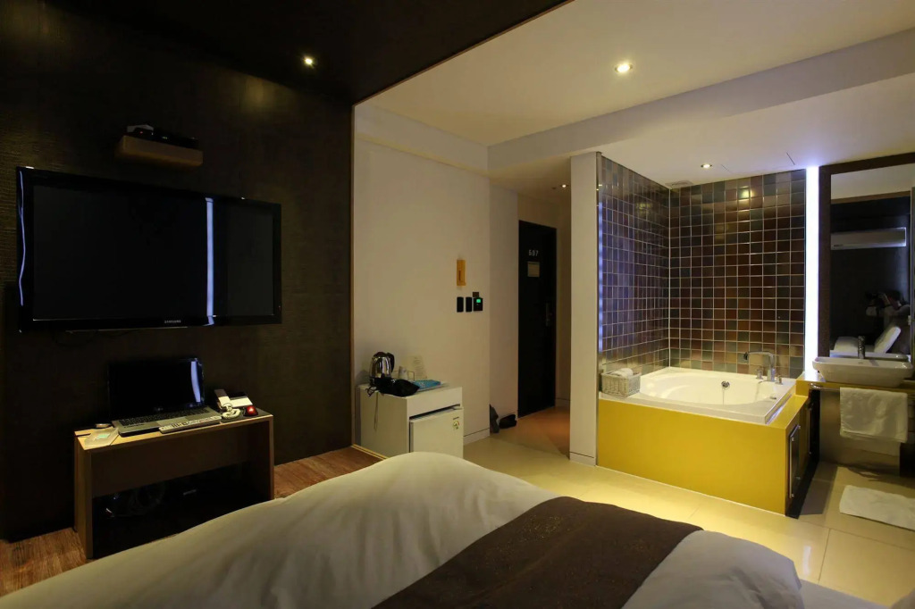Hotel Jade