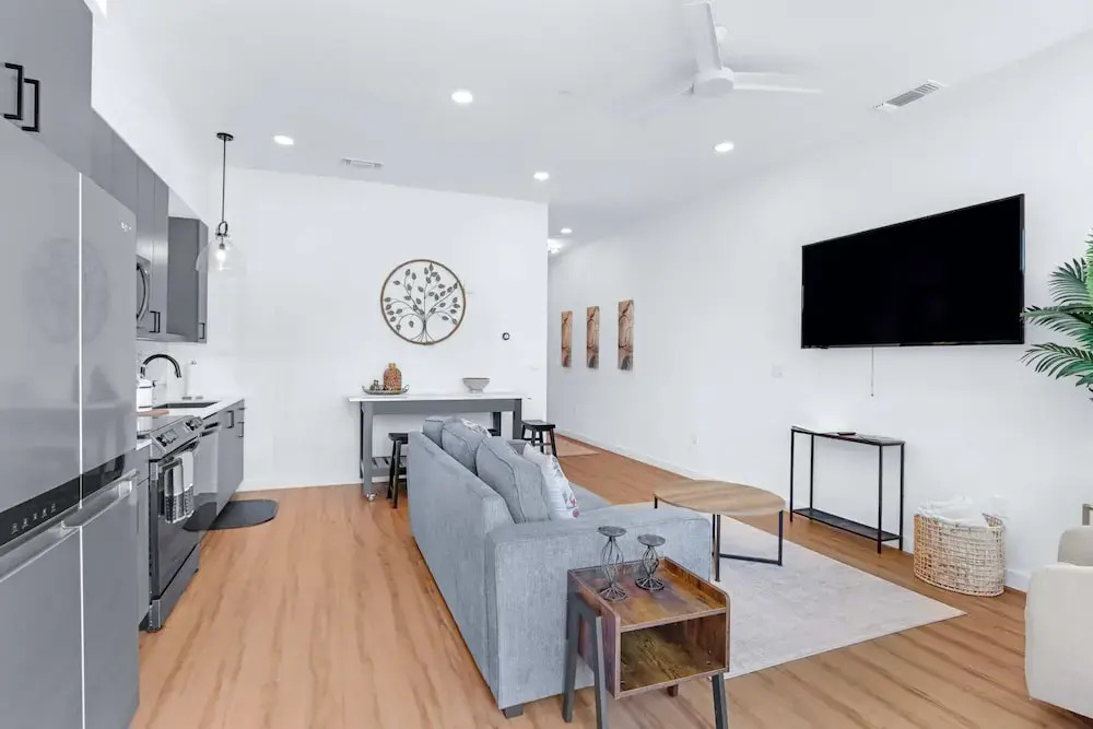 Relax in a Luxe Resort-style Condo