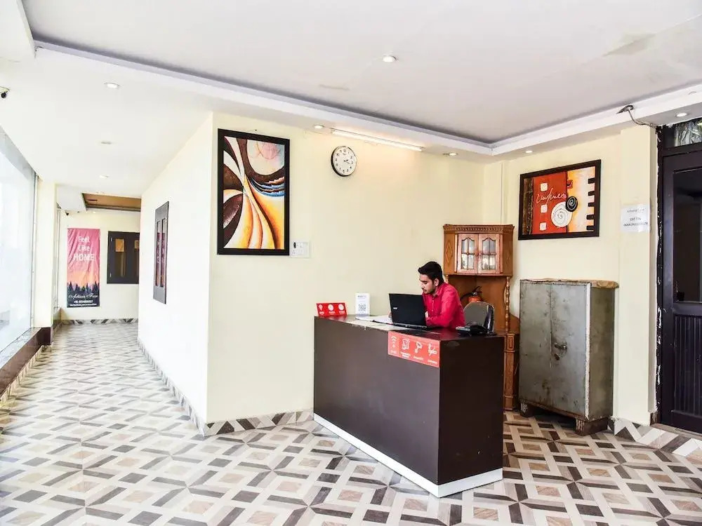 OYO 24840 Hotel Ashiana Farm