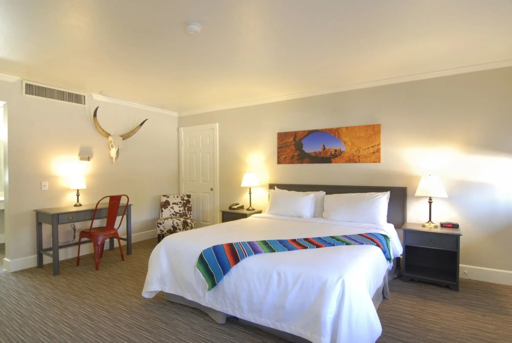 Palm Canyon Hotel and RV Resort