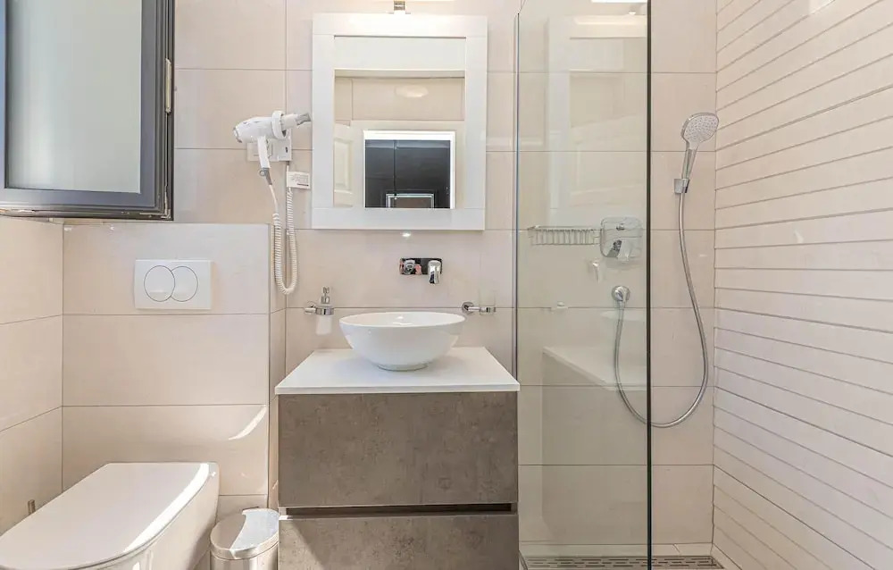 Stunning Home in Sibenik - Zaboric With Outdoor Swimming Pool, Wifi and 3 Bedrooms