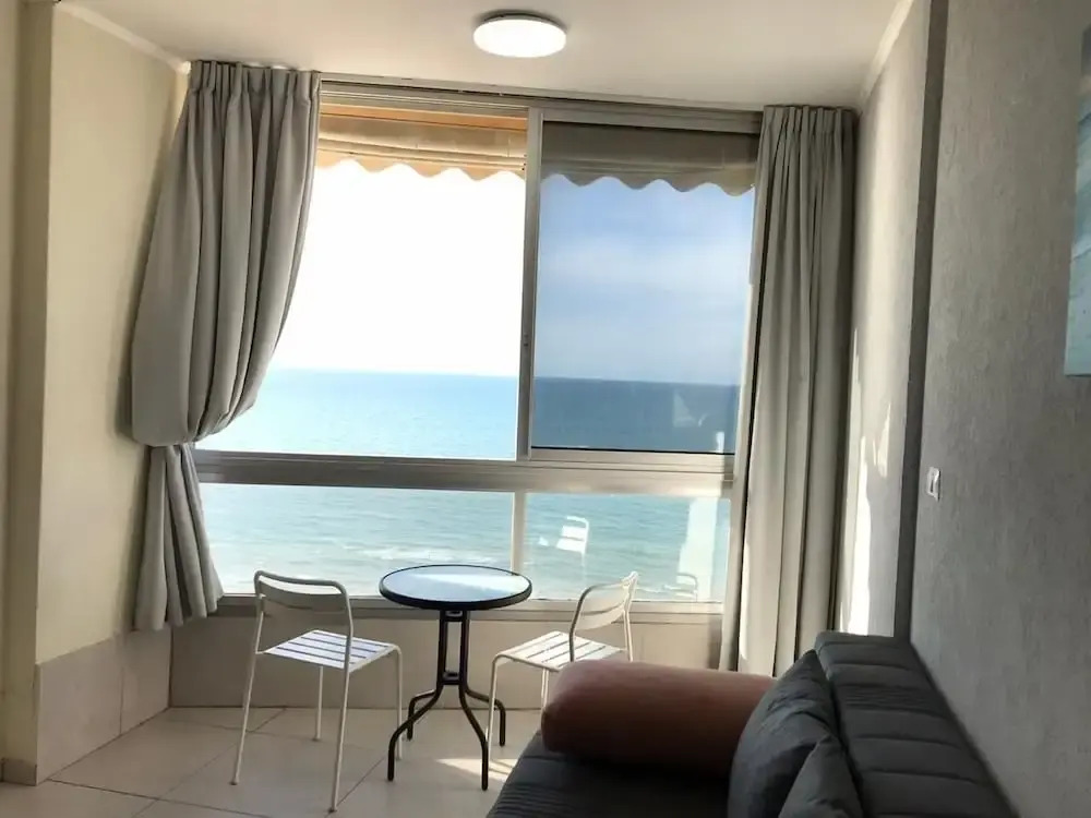 R&A Beach