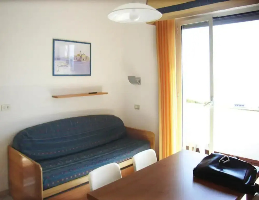 Holiday Flat in Pretty Residence With Communal Pool in Pietra Ligure