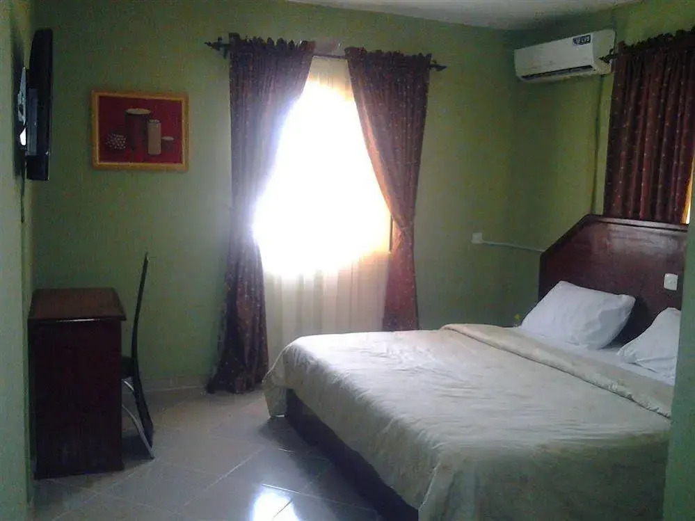 The Oragon Hotel