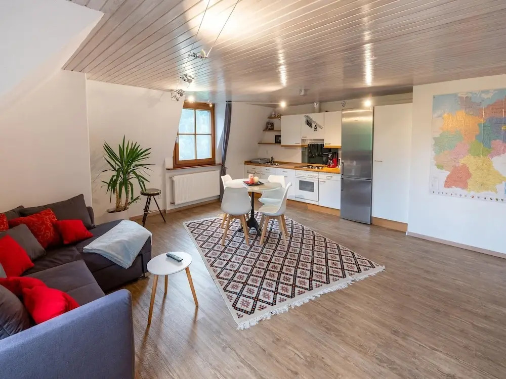 Elegante Ferienwohnung mit Aussenpool Schwarzwald
