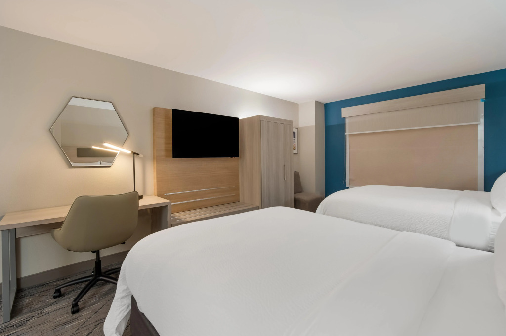 Отель Holiday Inn Express & Suites Lexington