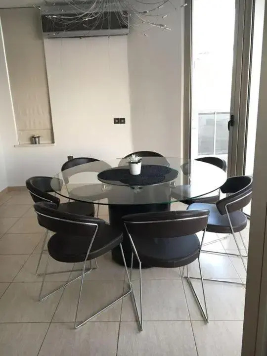 3b Pool Penthouse private hot tub - Larnaca center