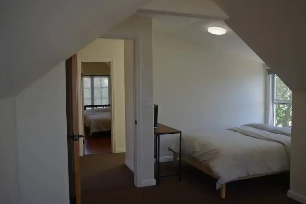 Berkeley XXL Delux Supreme House