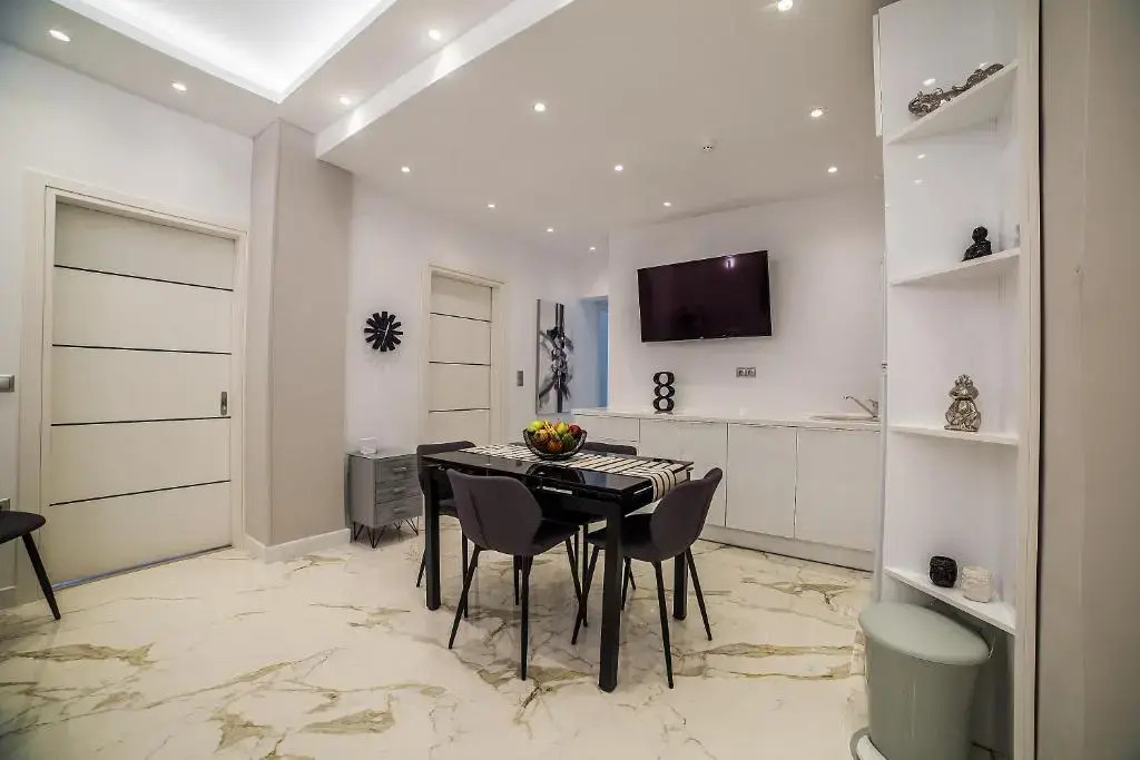 Apartment in Glyfada Center