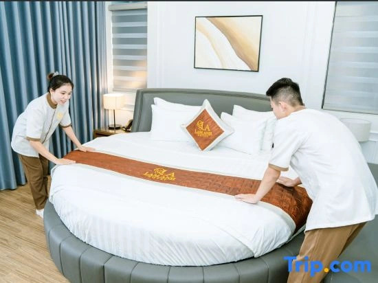 Lam Anh Hotel 5 Him Lam Vạn Phúc