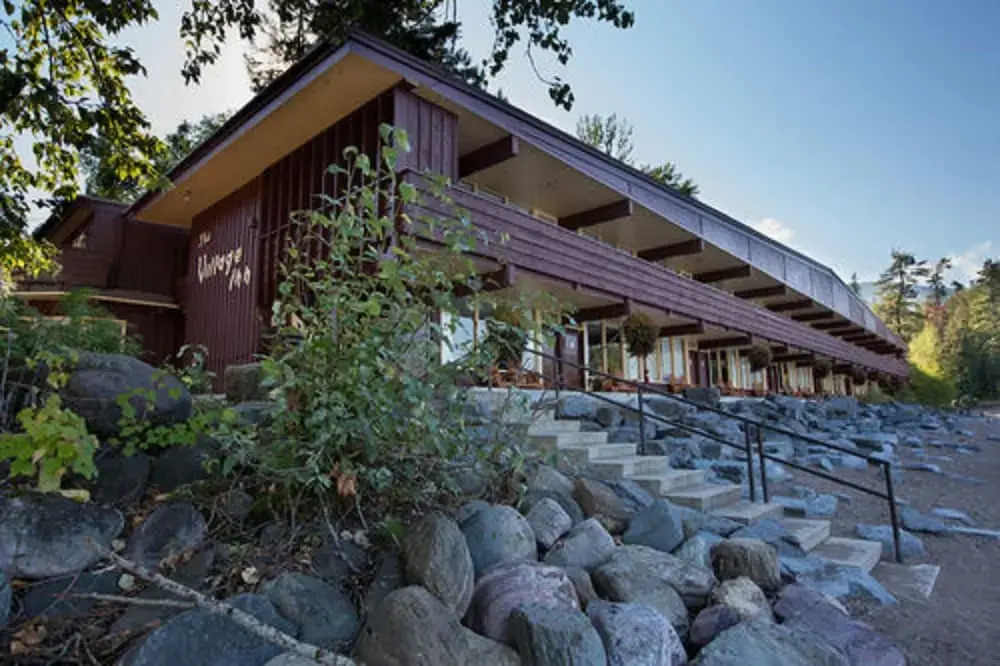 Village Inn At Apgar - Inside the Park