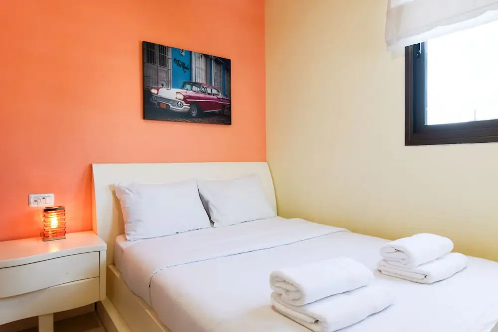 Comfort & Balcony near Beach by FeelHome