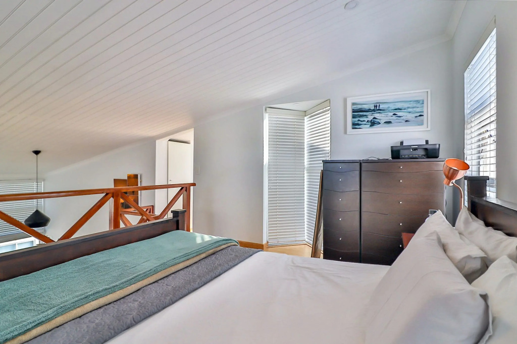 New Cumberland 510 by CTHA, Cape Town