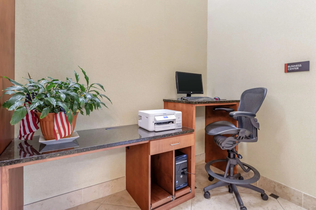 Best Western Plus Knoxville Cedar Bluff