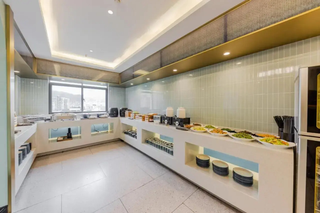 Jinjiang Yunqi Hotel