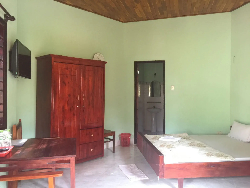 Thai Tan Tien Bungalow