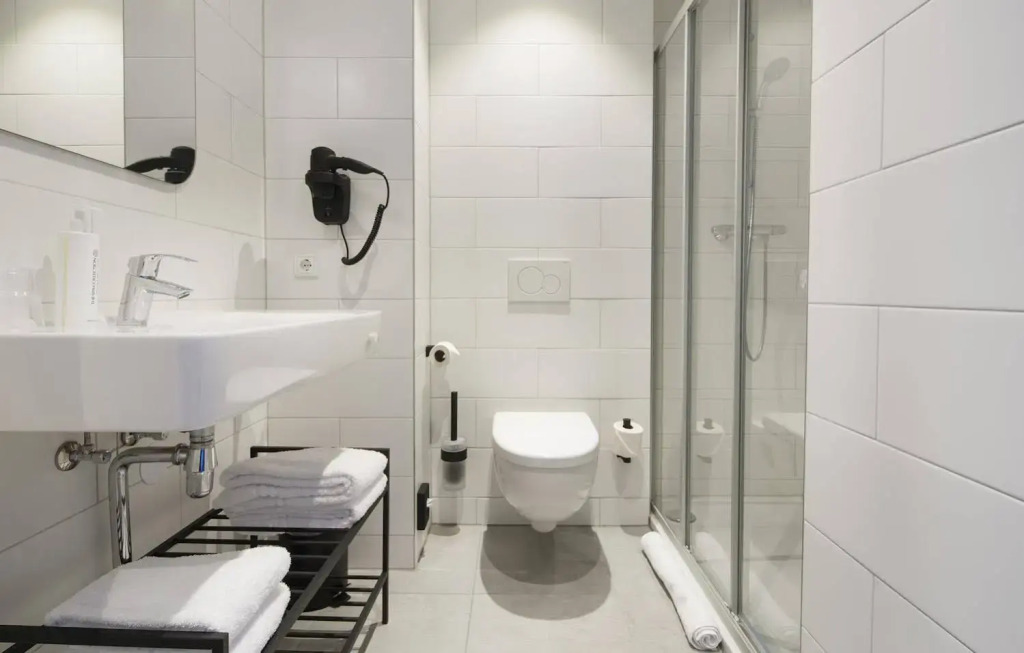Corendon Urban Amsterdam Schiphol Airport Hotel