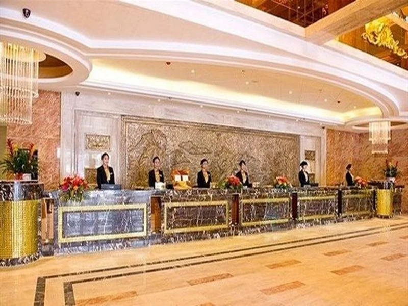 Happy Seasons Hotel