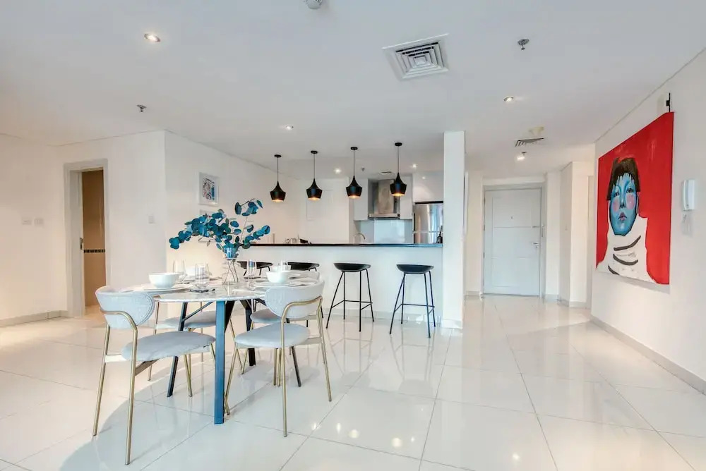 Maison Privee - Aesthetic Apt w/ Stunning Vw in Luxurious Building