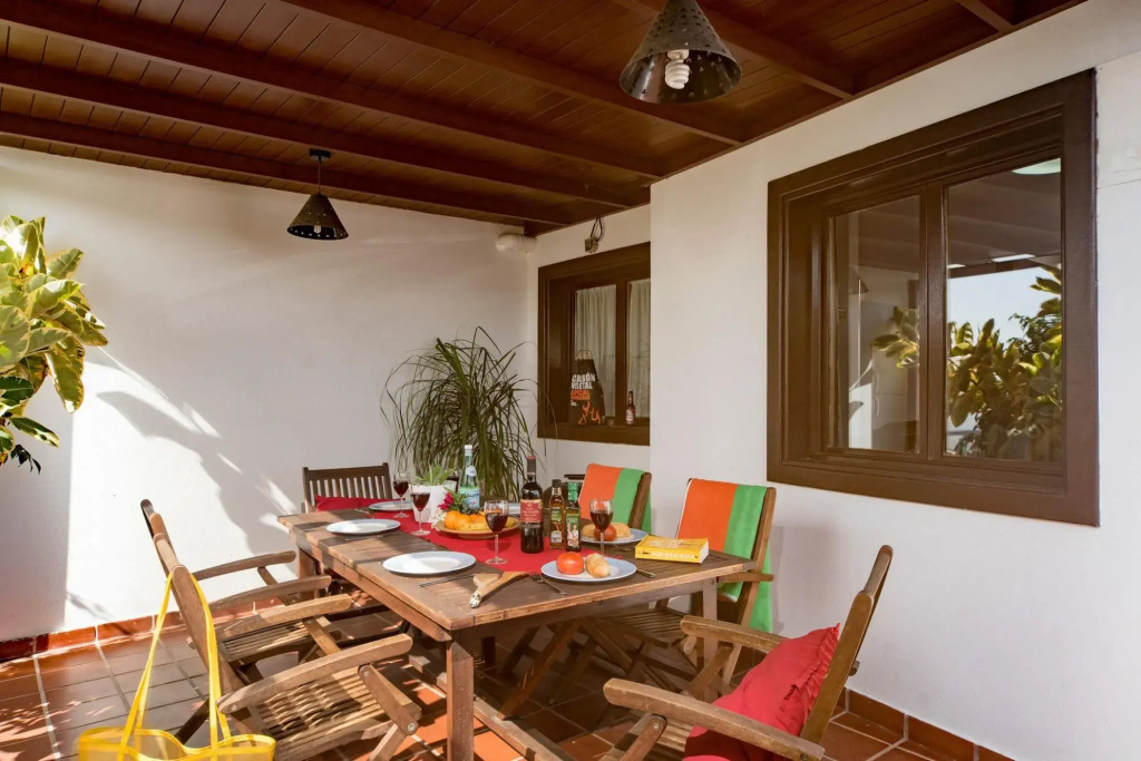 Villa Julianne 1 Heated Private Pool Walk to Beach A C Wifi Car Not Required - 2416