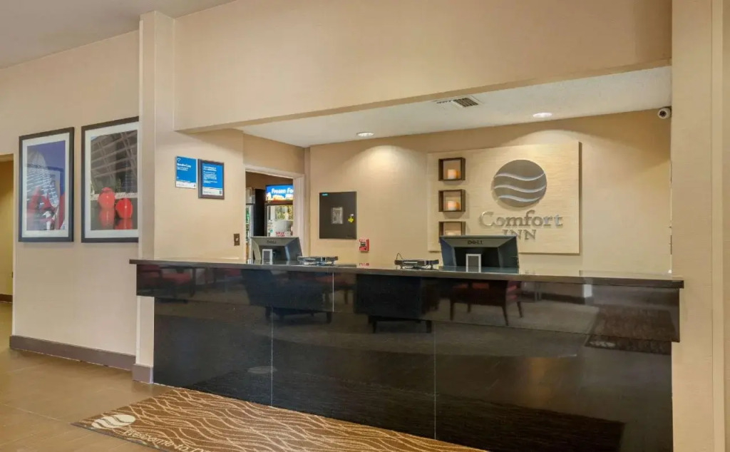 Comfort Inn DFW North-Irving
