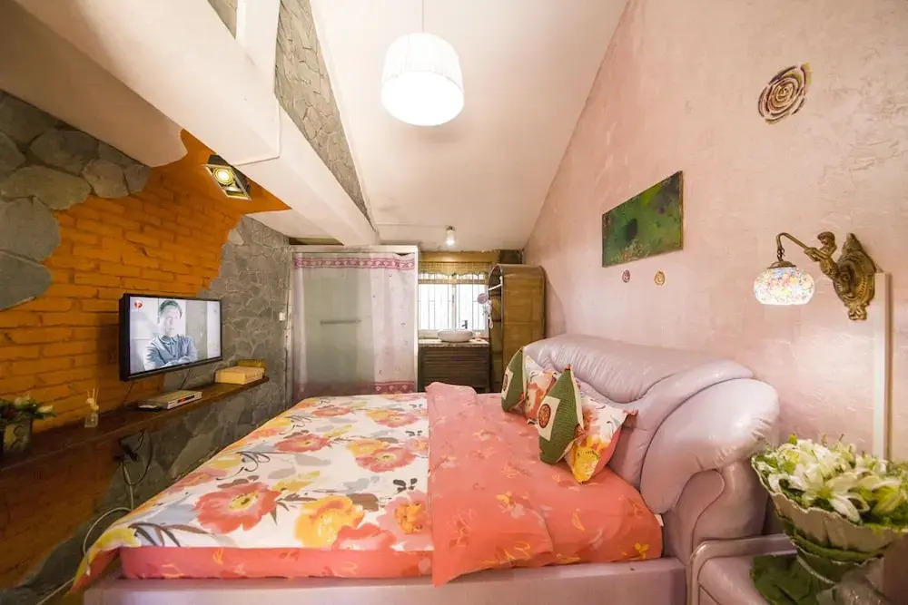 Lijiang Tailai Inn