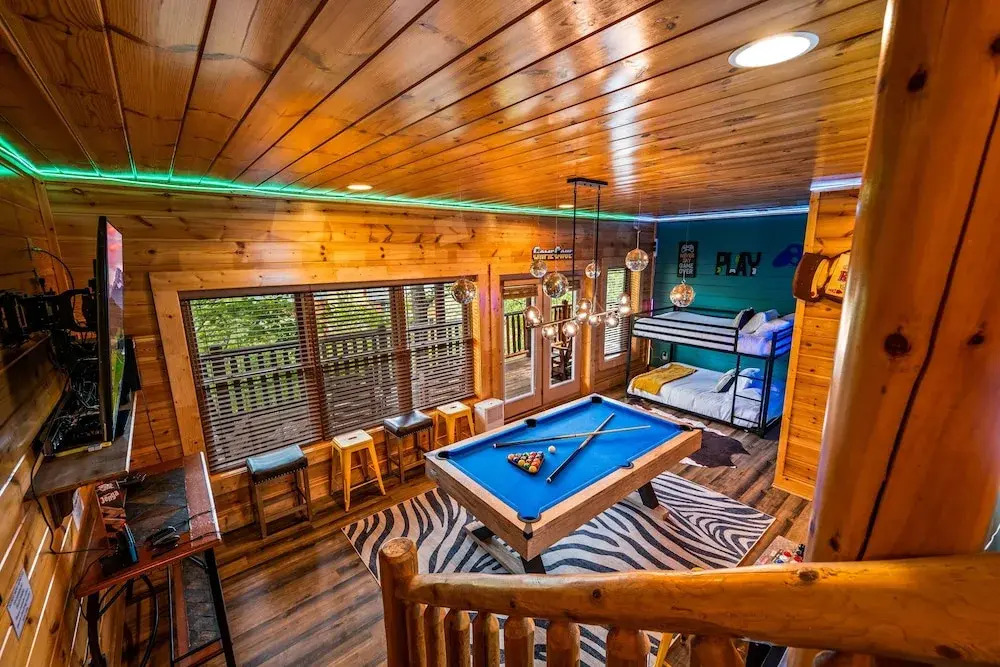 Amazing Views w Gameroom Hot Tub Pool