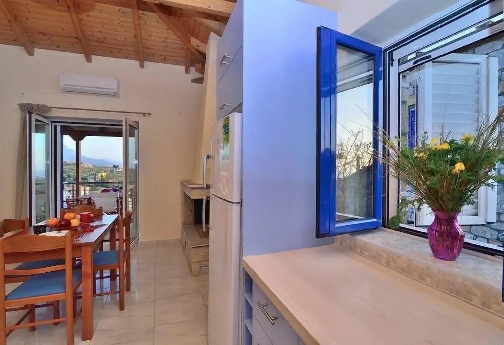 Persa Stone house near the beach/amazing sunsets
