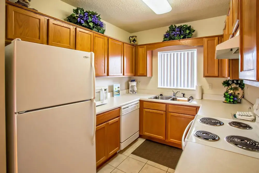 Whispering Pines 643