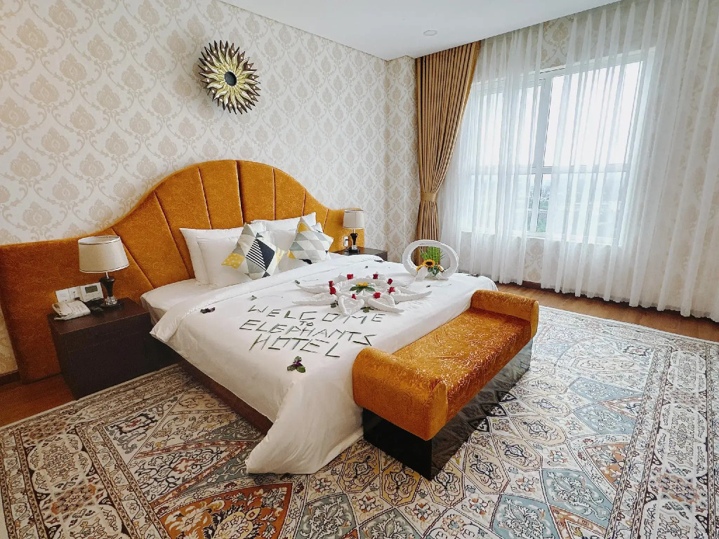Elephants Hotel